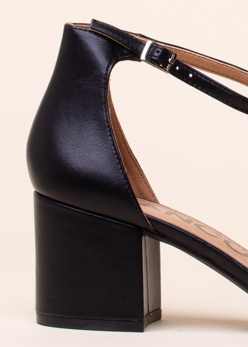 Bianco kurpes Biadevided