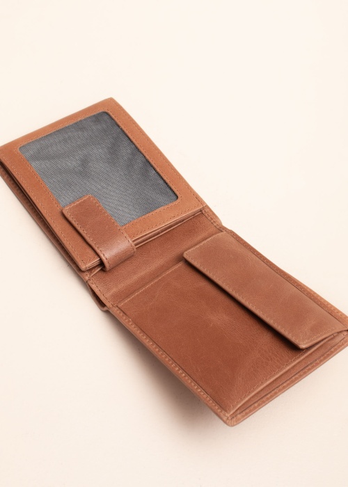 Bugatti naudas maks Volo dāvanu kastītē