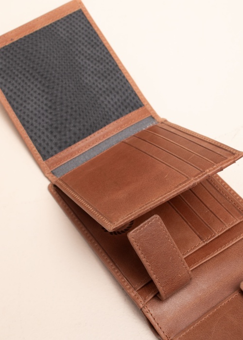 Bugatti naudas maks Volo dāvanu kastītē