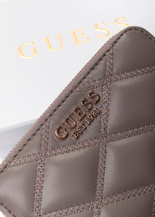 Guess naudas maks Tamsin