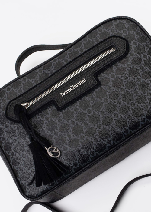 NeroGiardini rokassoma