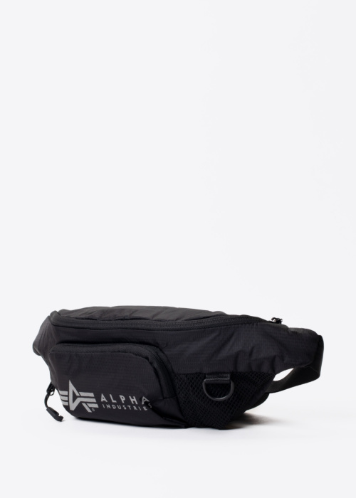 Alpha Industries jostas soma