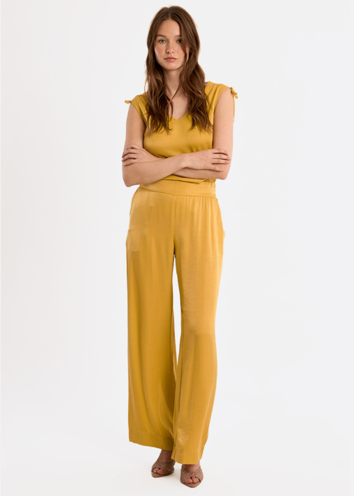 Molly Bracken bikses