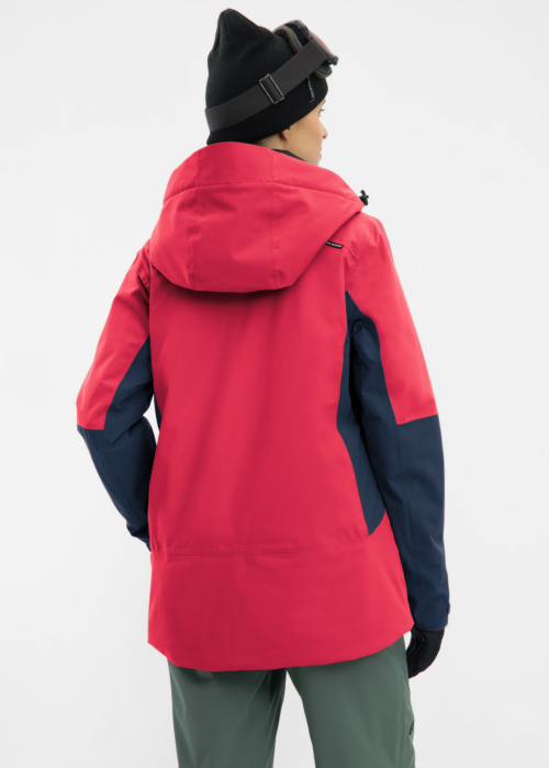 Five Seasons ziemas sporta virsjaka Naeba