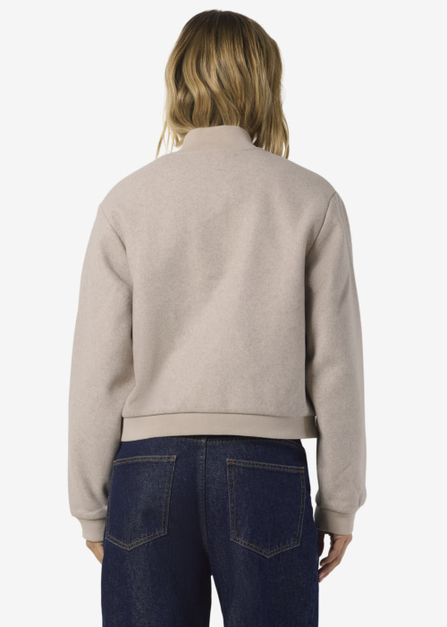 Noisy May pavasara-rudens jaka Eddi