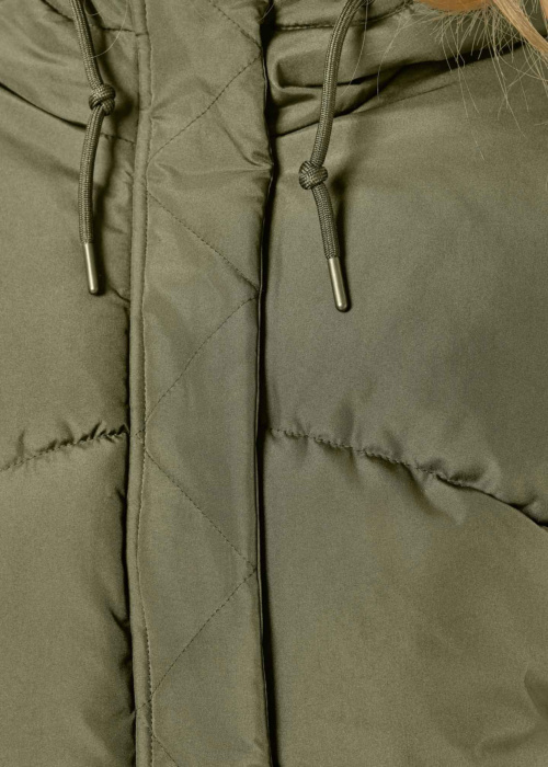 Noisy May Ziemas virsjaka Tenna