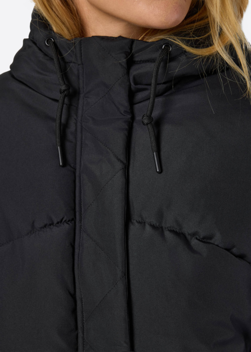 Noisy May Ziemas virsjaka Tenna