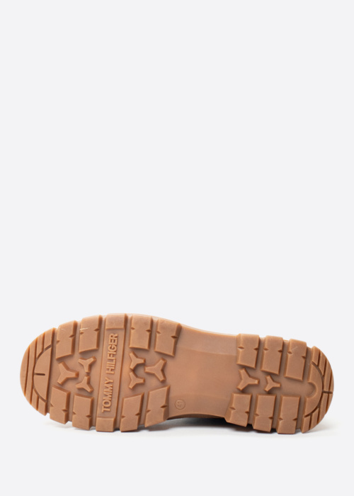 Tommy Hilfiger ziemas zābaki Michigan