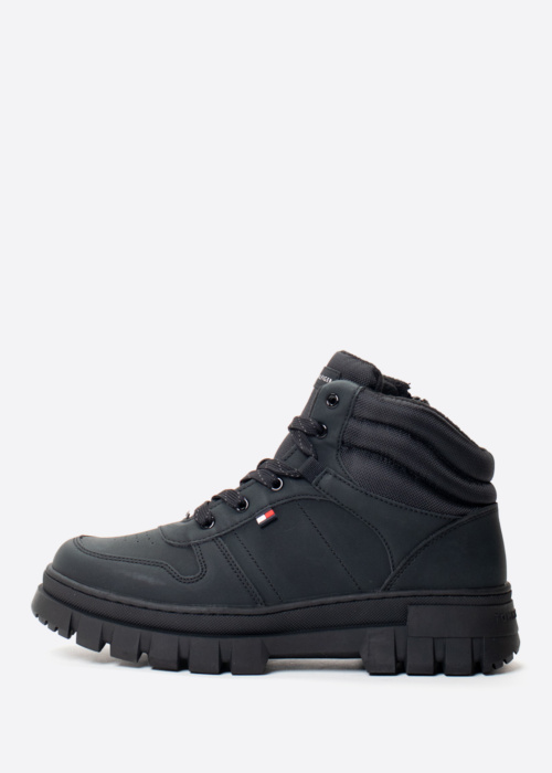Tommy Hilfiger ziemas zābaki Michigan