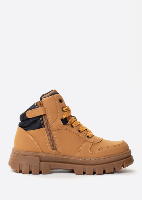 Tommy Hilfiger ziemas zābaki Michigan