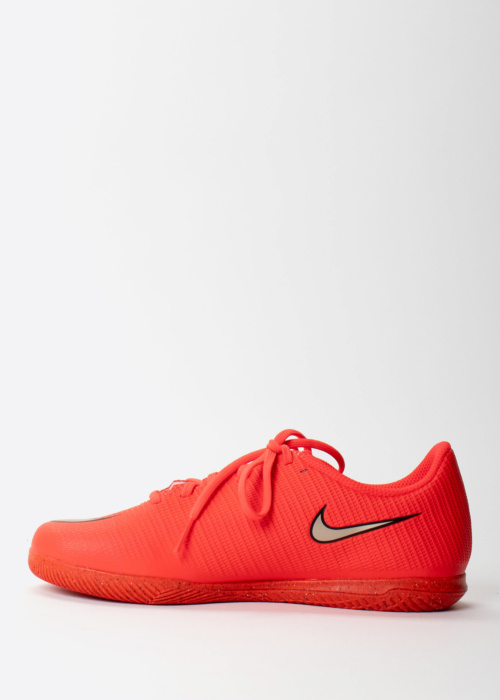 Nike futbola apavi Jr Vapor 17 Club Ic