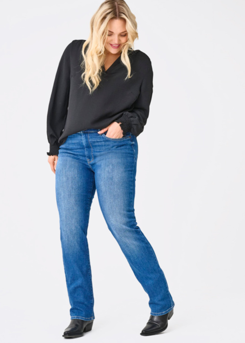 Only Carmakoma džinsa bikses Sui