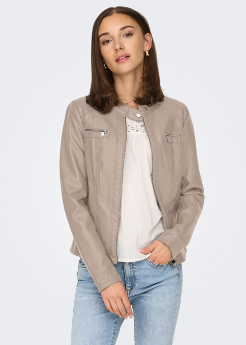 Only Īsā jaka Bandit