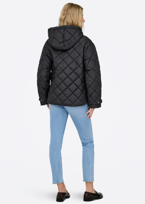 Only pavasara-rudens virsjaka Juliet