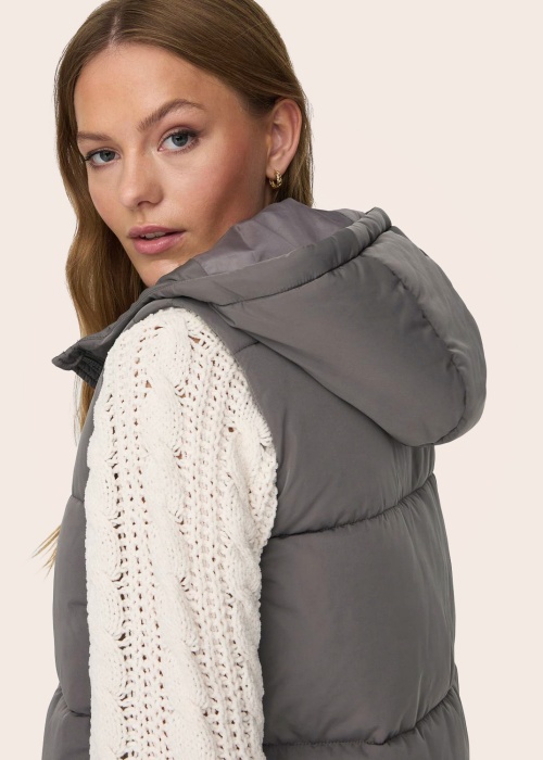 Жилет Alina Only