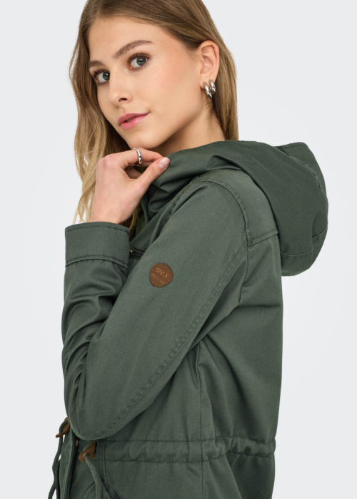 Весенне-осенняя парка Lorca Only