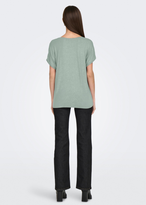 Футболка Carrie Only