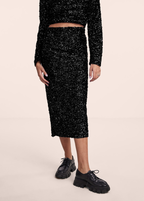 Pieces svingi svārki Kam