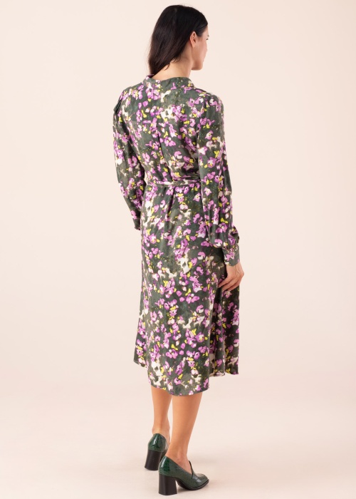 b.young kreklkleita Josa