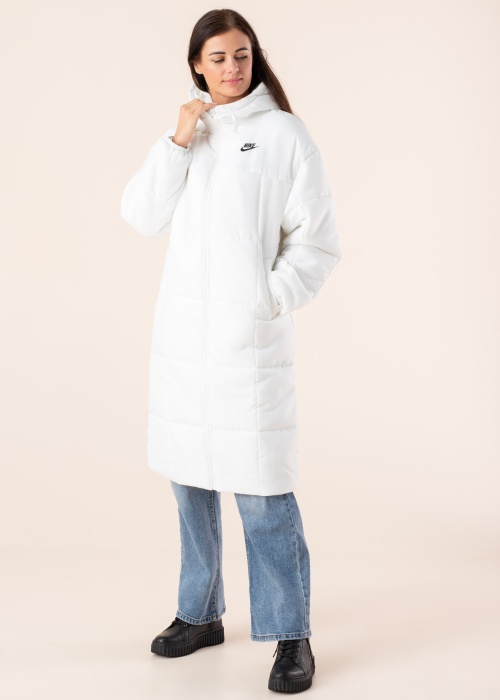 Nike Ziemas virsjaka