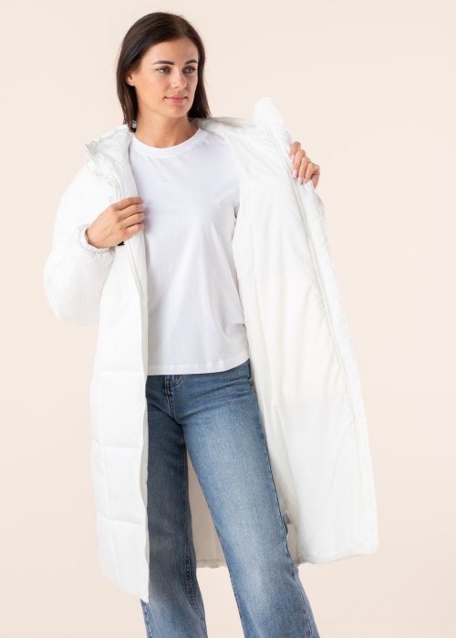 Nike Ziemas virsjaka