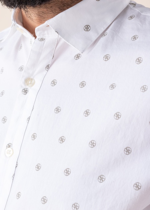 Guess krekls Sunset Flowers