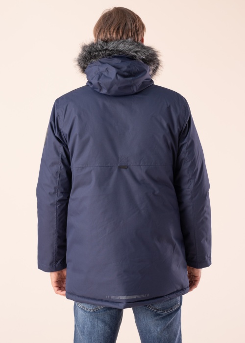 Huppa Ziemas virsjaka Aron 2