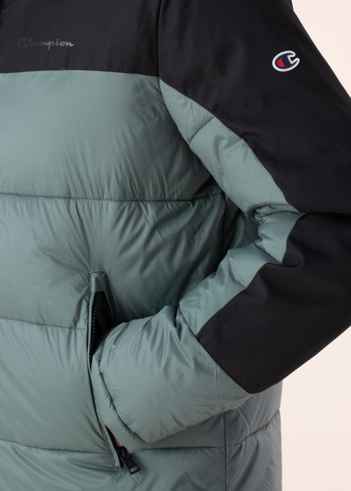 Champion Ziemas virsjaka