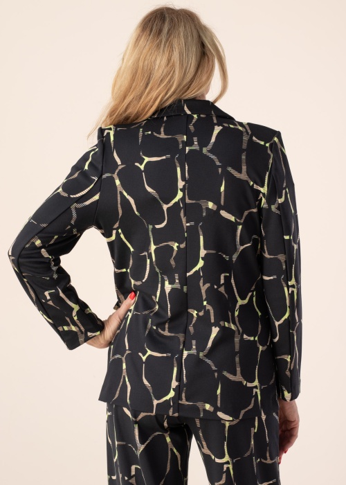 b.young jaka Rizetta