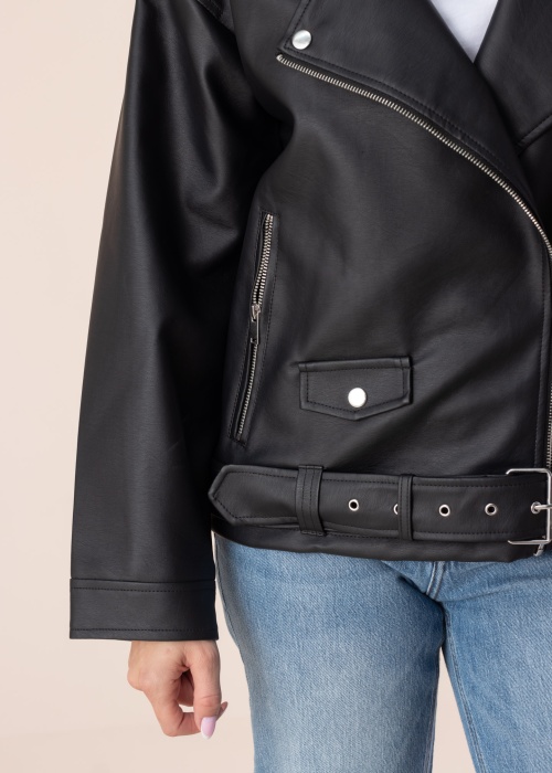 Noisy May Īsā jaka Paulina