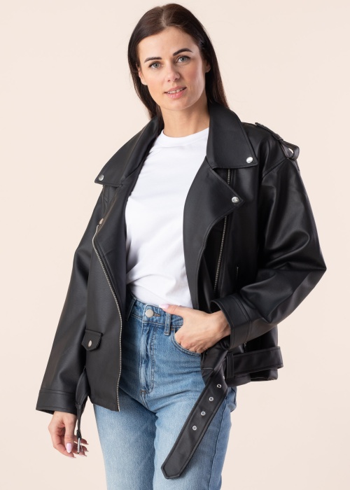 Noisy May Īsā jaka Paulina