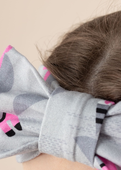 Lenne galvas saite Karen