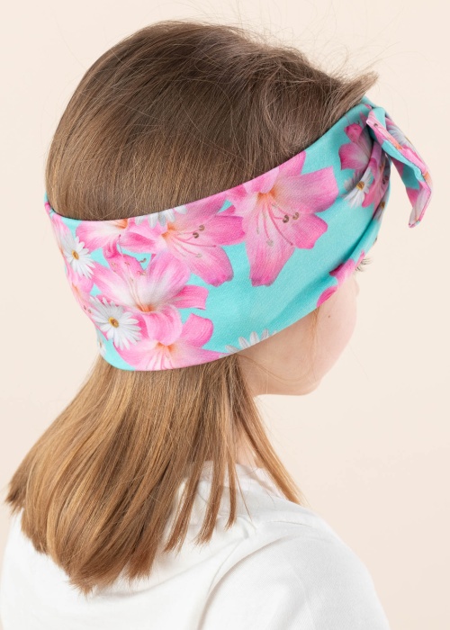 Lenne galvas saite Karen