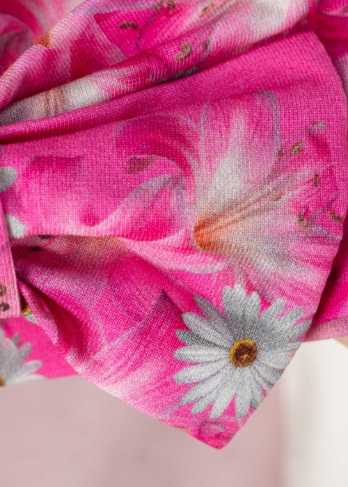 Lenne galvas saite Karen