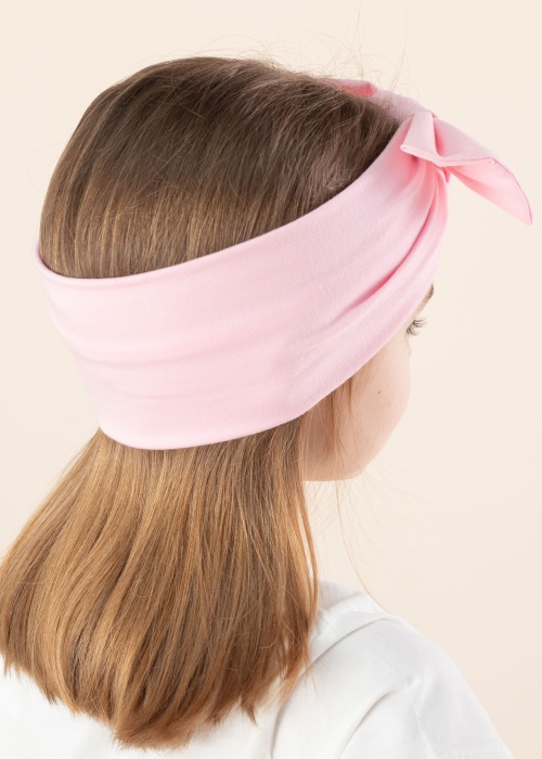 Lenne galvas saite Karen