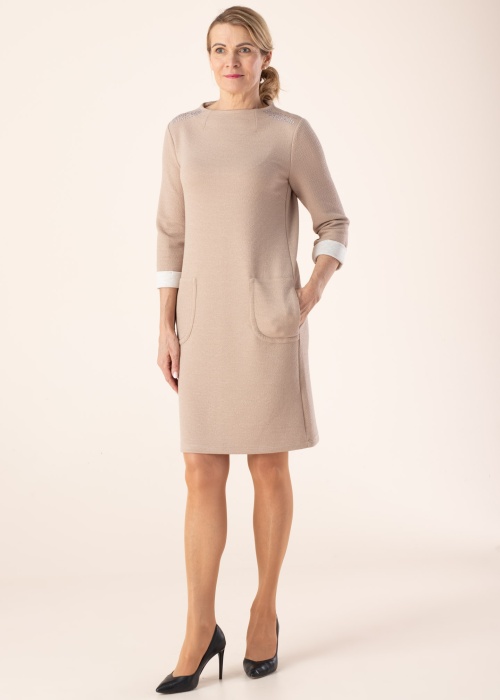 Betty Barclay kleita