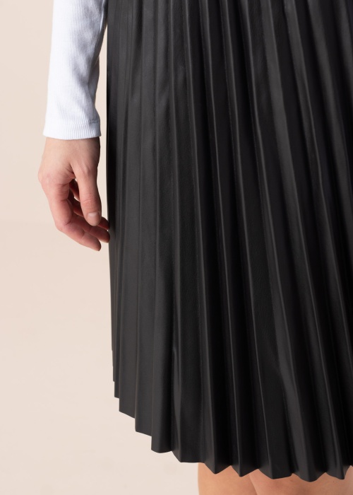 b.young svārki Dasama