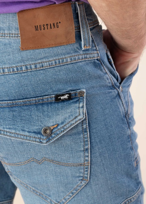 Mustang pusgarās bikses Fremont