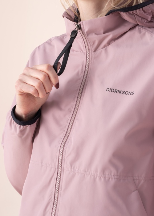 Didriksons pavasara-rudens virsjaka Ellie