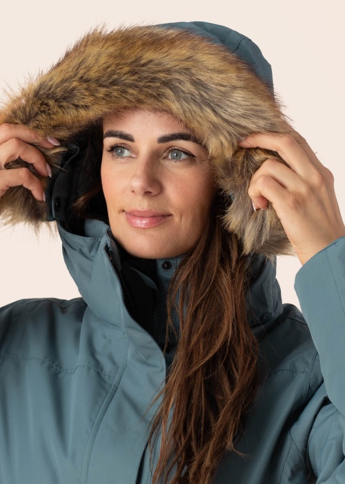 Зимняя парка Violet Five Seasons