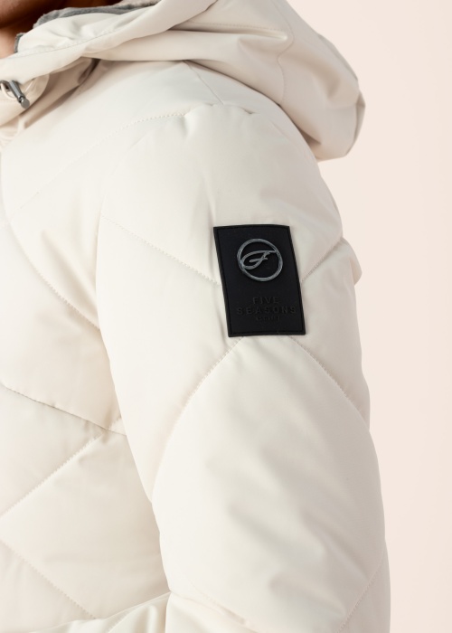 Зимнее пальто Laurel Five Seasons