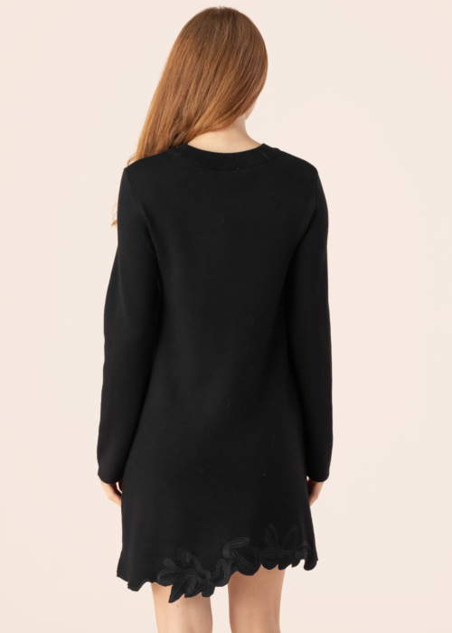 Вязаное платье Edison Object