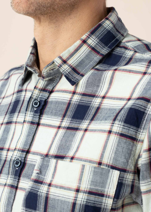 Diverse krekls Haldeen Lg