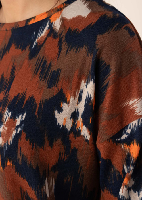 b.young blūze Pieta