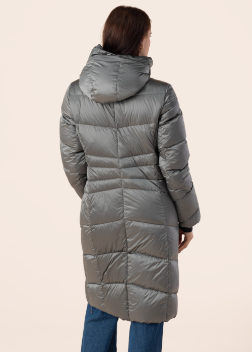 Пуховое пальто Gil Bret