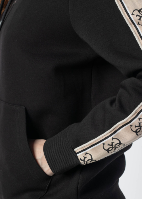 Кофта Carla Guess