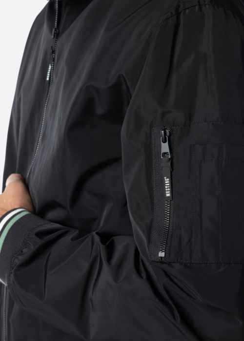 Mustang Bomber tipa jakas