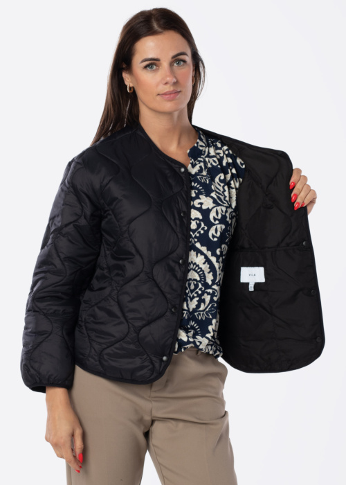 Весенне-осенняя куртка Dune Vila