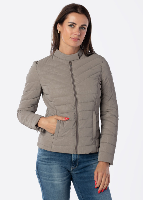 Весенне-осенняя куртка Guess