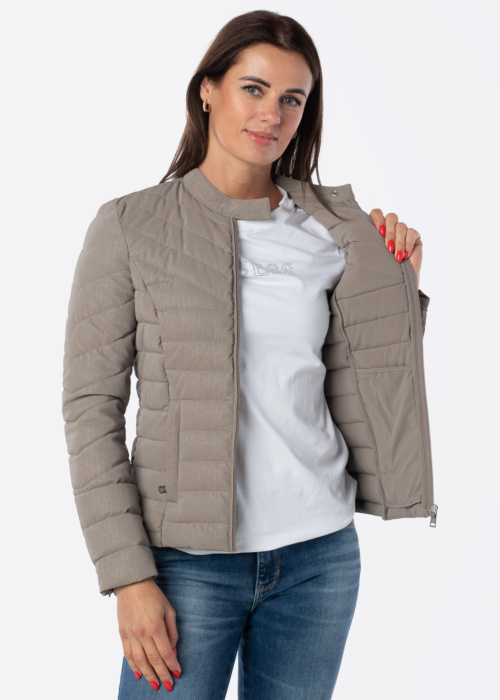 Весенне-осенняя куртка Guess